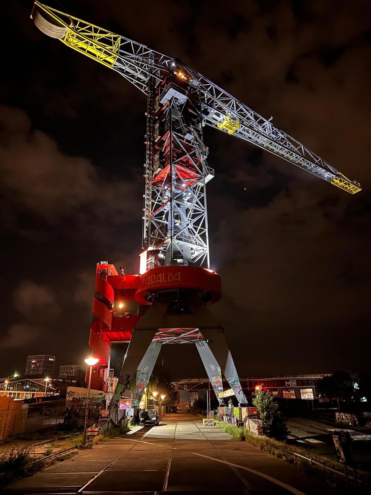 Faralda Crane Amsterdam