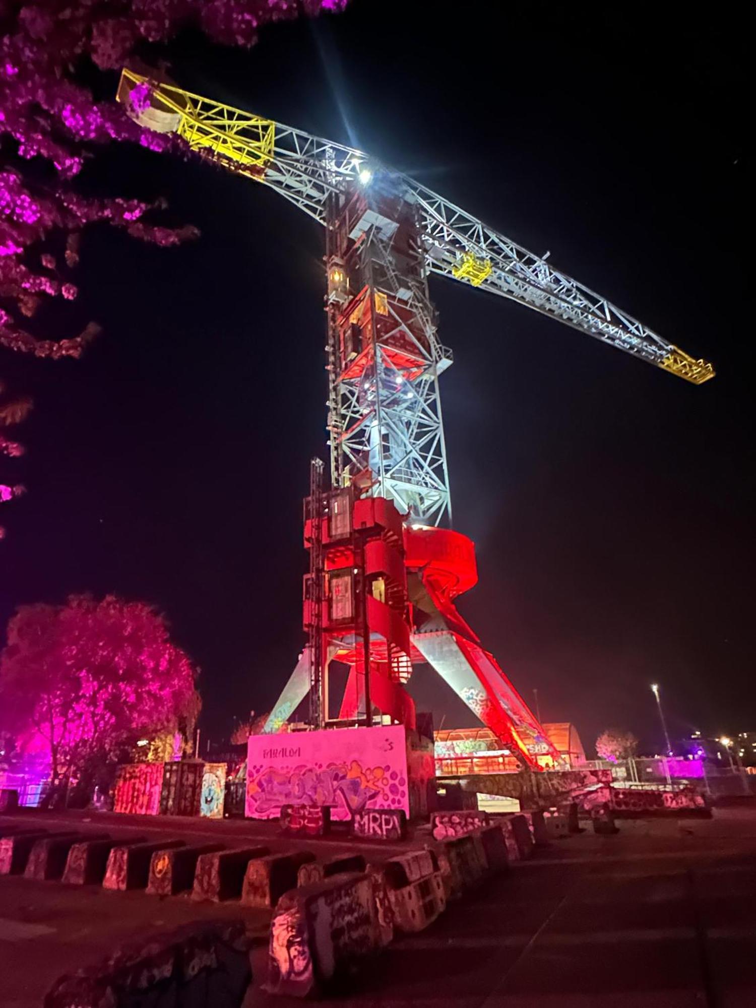 Faralda Crane Hotel 5*